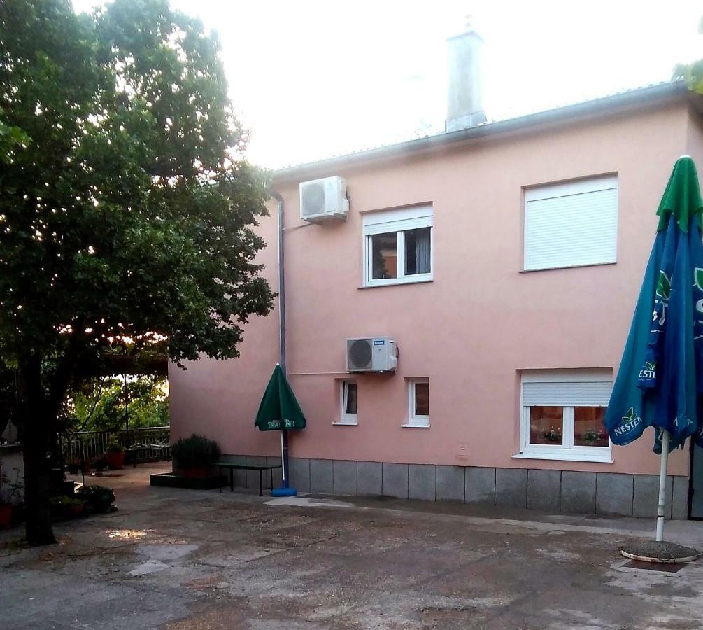 Apartment Nina 센 외부 사진